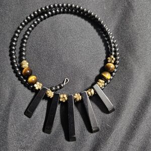 Elegant Black and Gold Beaded Necklace